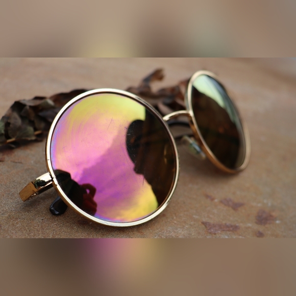 Shein Sunglasses Set of Three with Case included - Picture 3 of 13